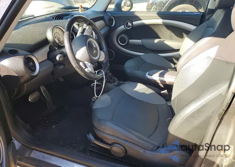 2010 Mini Cooper S Clubman z USA, uszkodzony, nr VIN WMWMM3C57ATZ33146